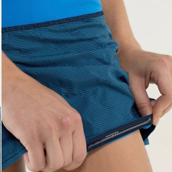 Lululemon Run Pace Setter Skirt cornflower paisley 6 - Picture 7 of 8